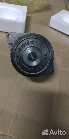 Водяной насос Hitachi zx460lc