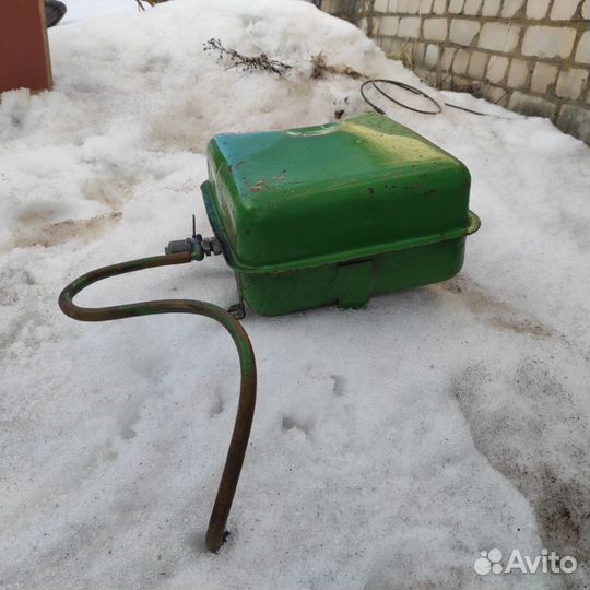 Топливный бак на восход