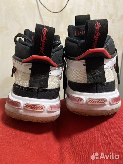 Кроссовки nike оригинальные
