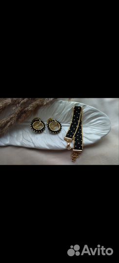 Серьги конго и браслет из бисера