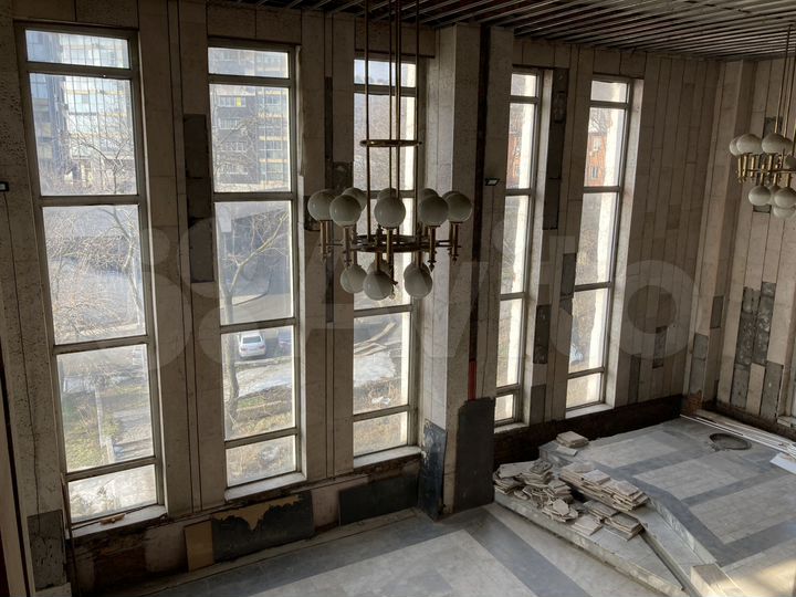 Помещение 1376 м² (отдельный вход)