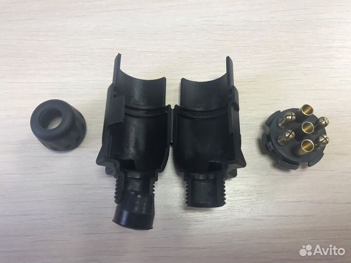 Вилка для прицепа 7 контактная, пластмасcовая