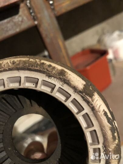 Подшипник опоры стойки/опорный подшипникSKF(mazda)