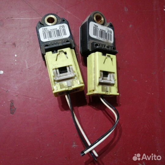 Датчик подушек безопасности Toyota Corolla E150