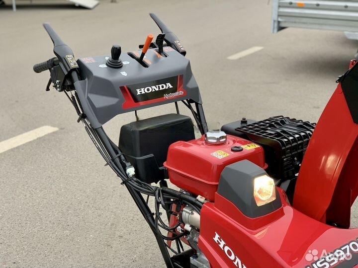 Снегоуборщик Honda Хонда HSS 970A ETD 8.6 лс