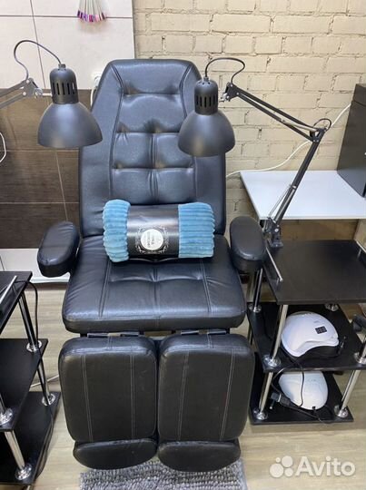 Аренда рабочего места мастера маникюра педикюра