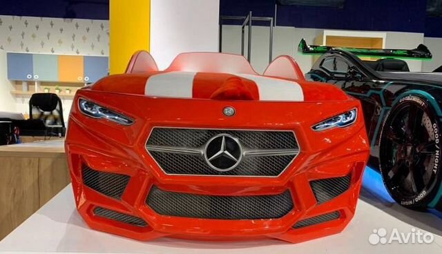 Кровать машина с матрасом и ящиками