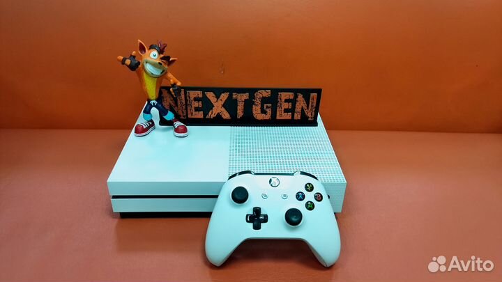 Xbox one s 1tb + гарантия 6 месяцев
