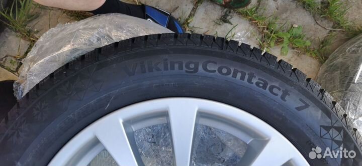 Continental ContiVikingContact 7 225/55 R17 101T