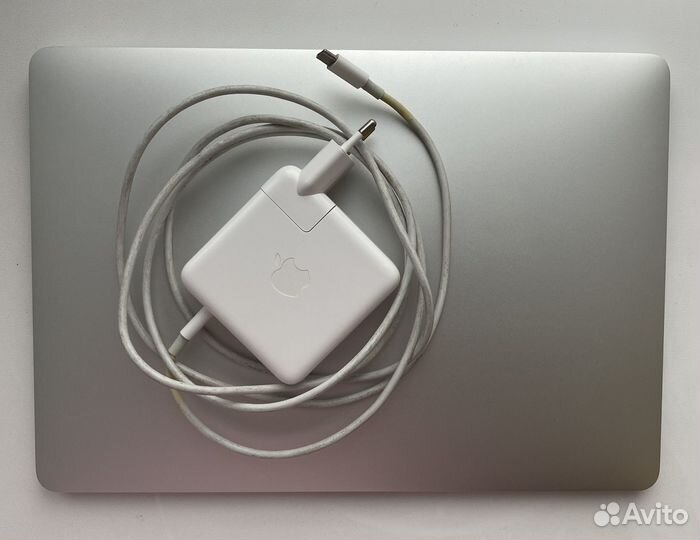 Apple macbook pro 13 2017