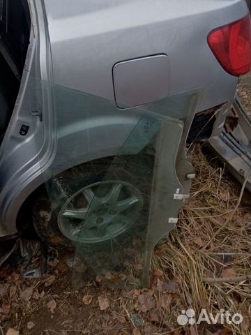 Стекло передней двери левое Kia Rio 2