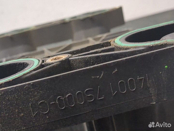 Коллектор впускной Infiniti QX56, 2004