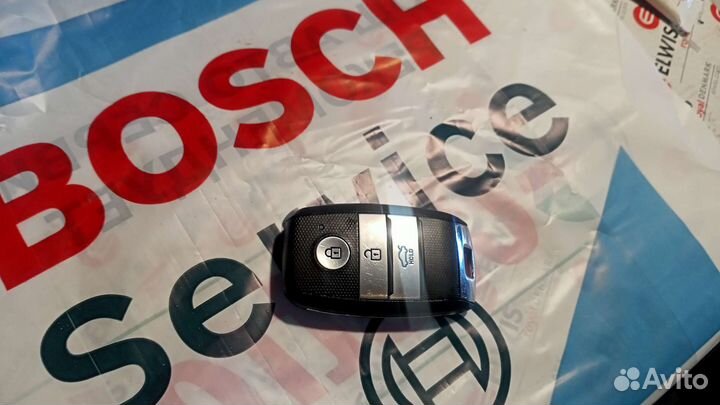 Смарт ключ KIA Optima D4 c 2015 года беcключевой д