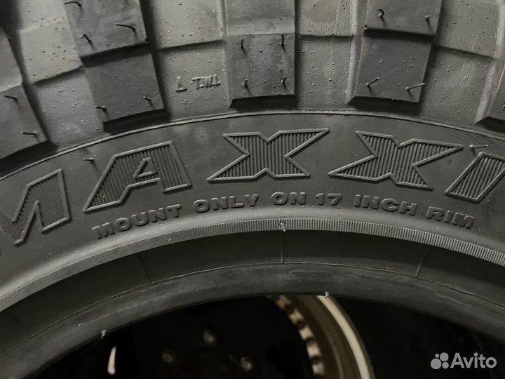 Maxxis M8060 Trepador 325/75 R17 124K