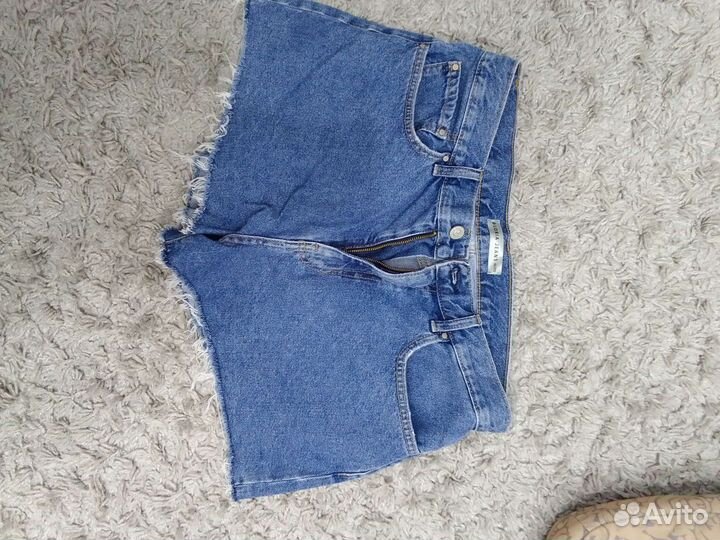 Джинсовые шорты