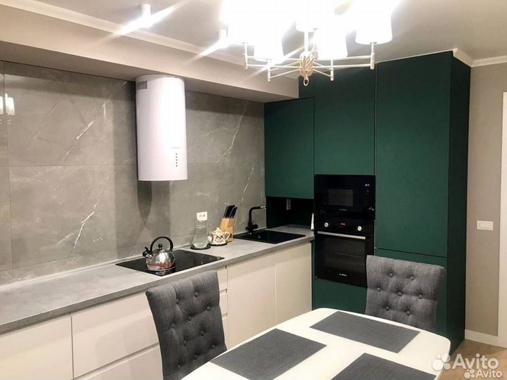 Кухонный гарнитур с островом