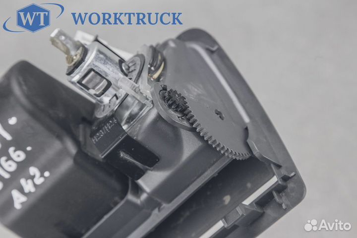 1490468 Пепельница в сборе Скания