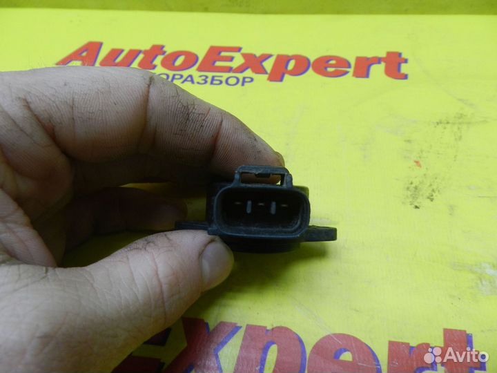 Датчик дроссельной заслонки Mitsubishi Lancer 9