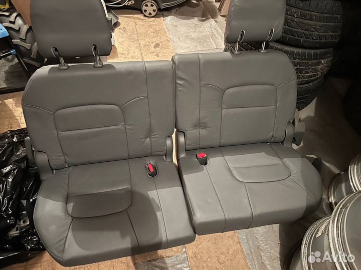 Третий ряд сидений toyota land cruiser 200