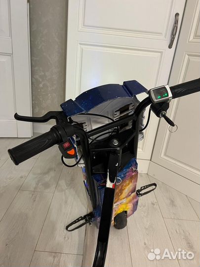 Электроскутер Дрифт Карт drift-trike галактика