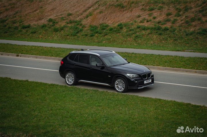 Аренда BMW X1. Прокат бмв X1 с/без водителя