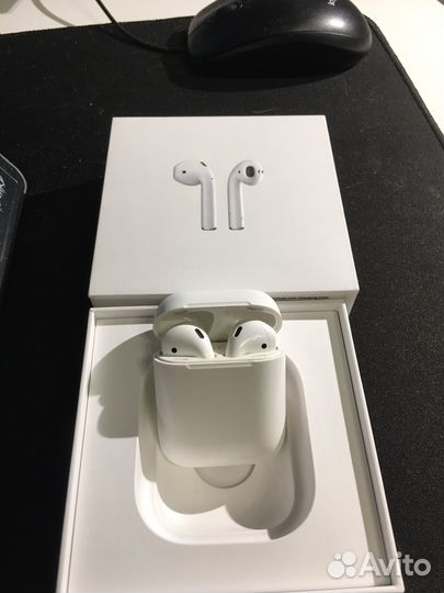Беспроводные наушники apple airpods 2