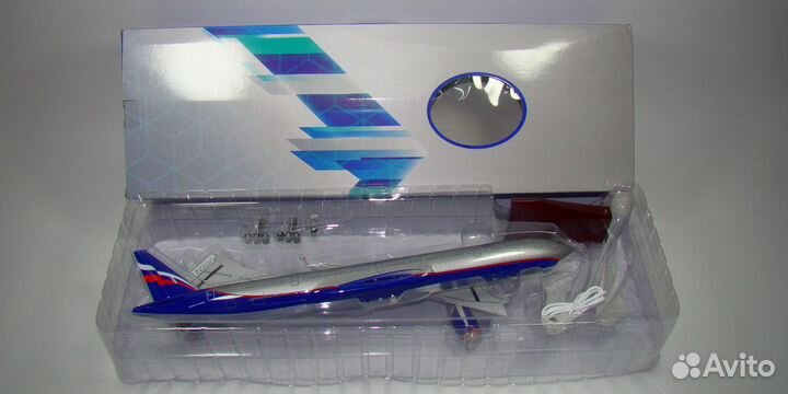 Модель самолета Boeing 777-300ER Аэрофлот 1:157 (с