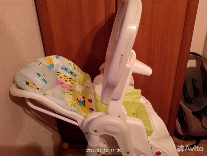 Стульчик для кормления