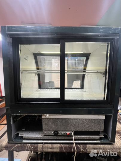 Настольная холодильная витрина