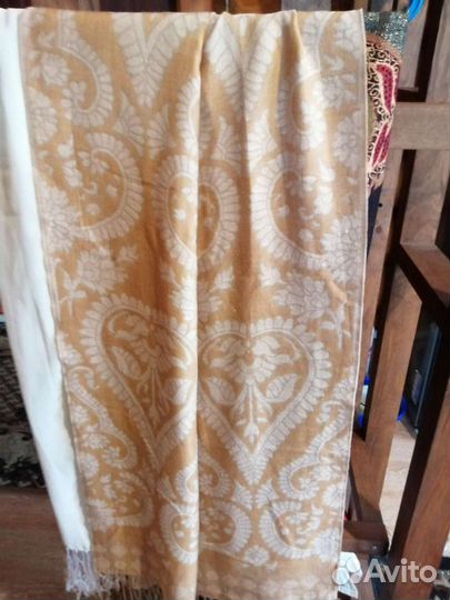 Шарфы и палантины