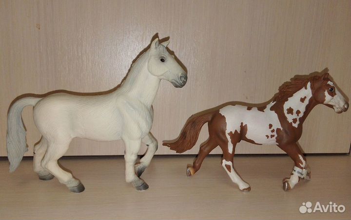 Фигурки коней, Пятнистый - 