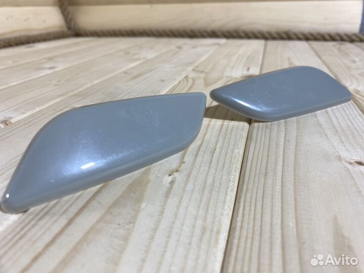 Крышка форсунки омывателя фар Mazda 3, BM комплект