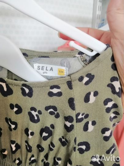Одежда для девочки пакетом 134/140