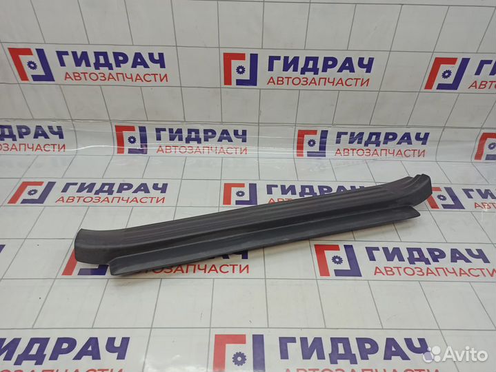 Накладка порога внутренняя передняя левая Toyota Land Cruiser Prado (J150) 67920-60044-C0