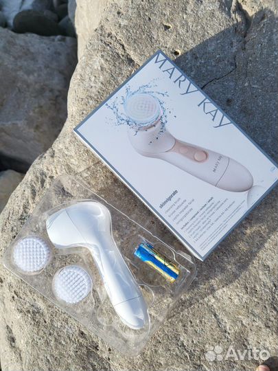 Щётка для очищения лица Mary kay