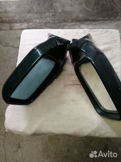 Зеркало заднего вида