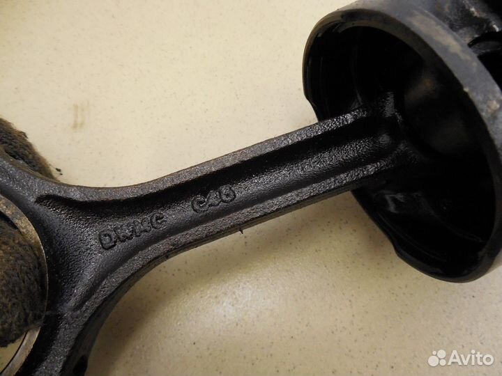 Поршень с шатуном Nexia 1995-2016