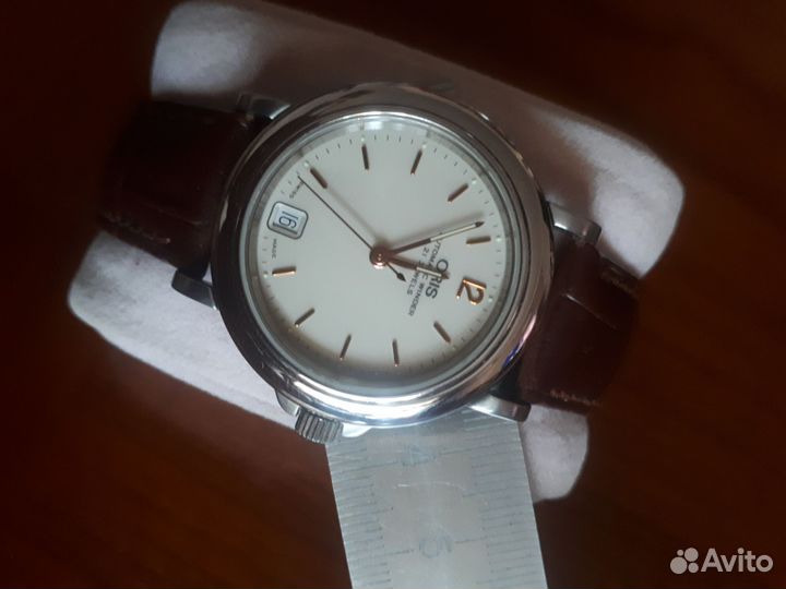 Часы Oris