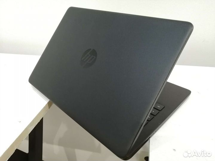 Мощный ультрабук HP Full HD на 256SSD