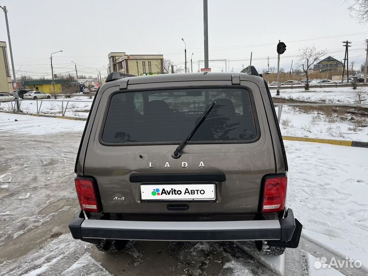 LADA 4x4 (Нива) 1.7 МТ, 2019, 125 000 км