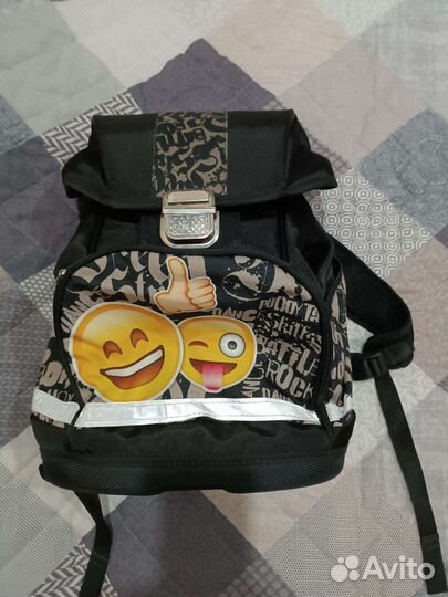 Школьный рюкзак