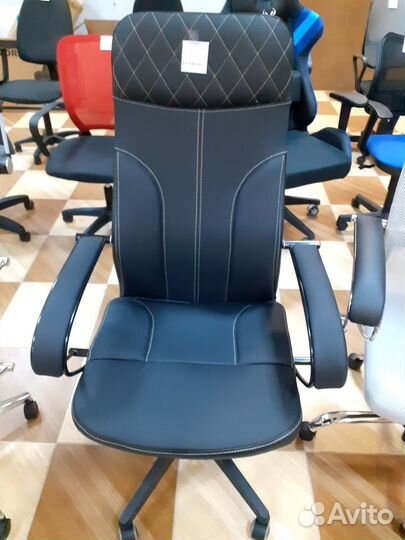 Кресло руководителя CH-608/есо Экокожа черная