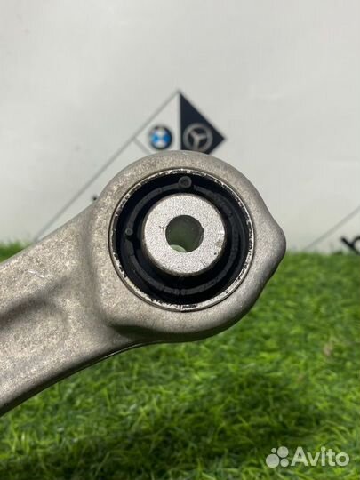 Рычаг задней подвески верхний передний левый Audi