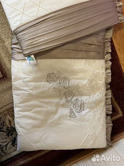 Бортики на кроватку