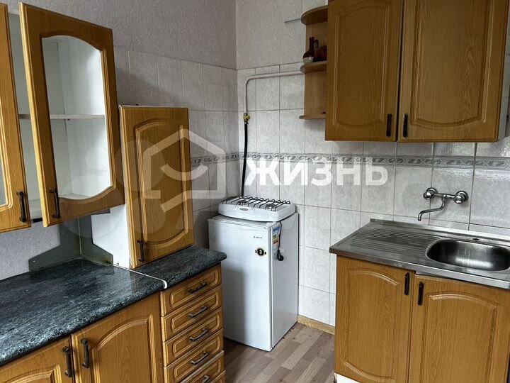 2-к. квартира, 46 м², 2/3 эт.