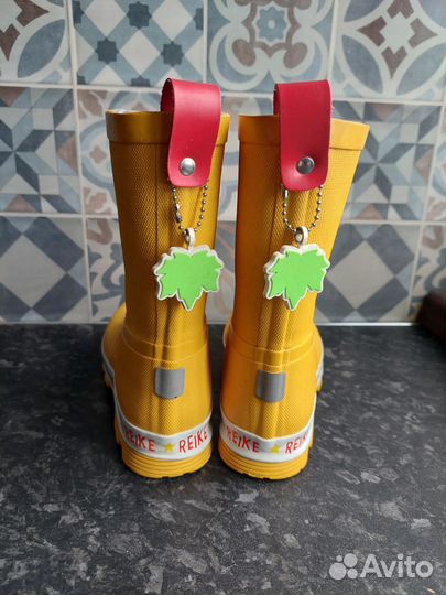 Резиновые сапоги