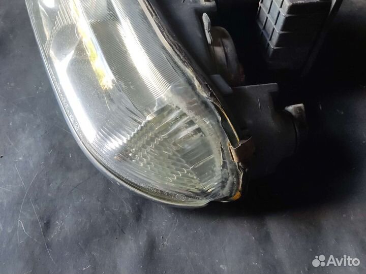 Фара левая Alfa Romeo 166 ксенон