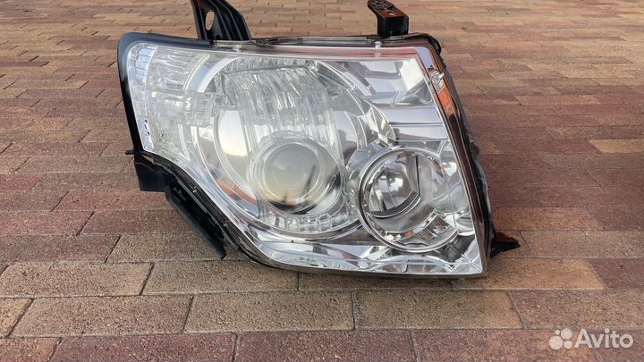 Фары mitsubishi pajero 4