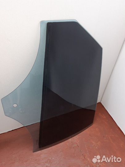 Задние стёкла дверные на Форд Мондео 4 Ford Mondeo