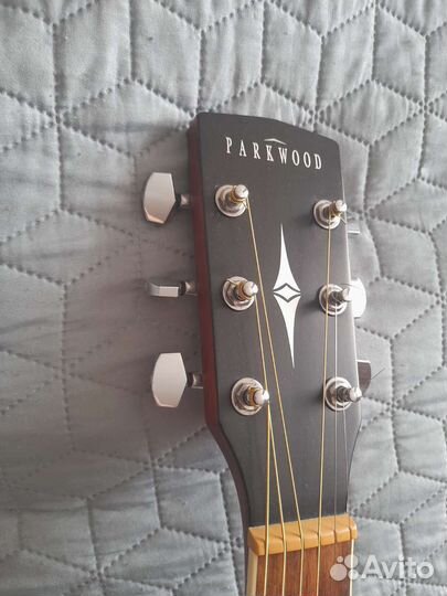 Акустическая гитара parkwood